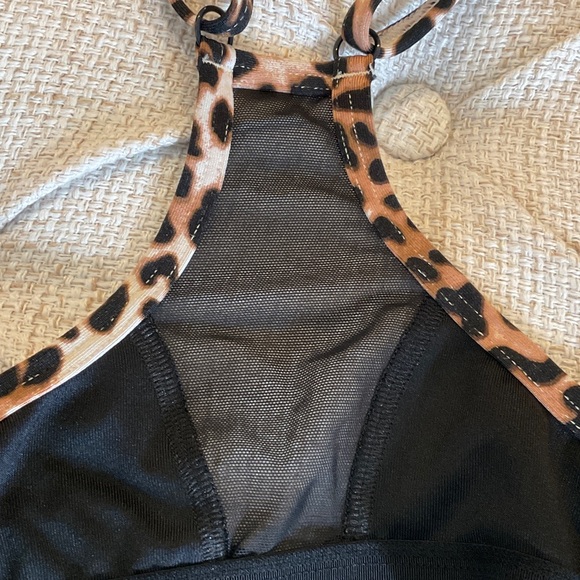 PINK Victoria's Secret Black Bralette with Leopard Accents - Picture 4 of 4